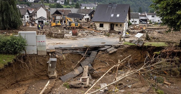 Ein Jahr Nach Der Flutkatastrophe Geht Die Hilfe Weiter - Diakonie ...